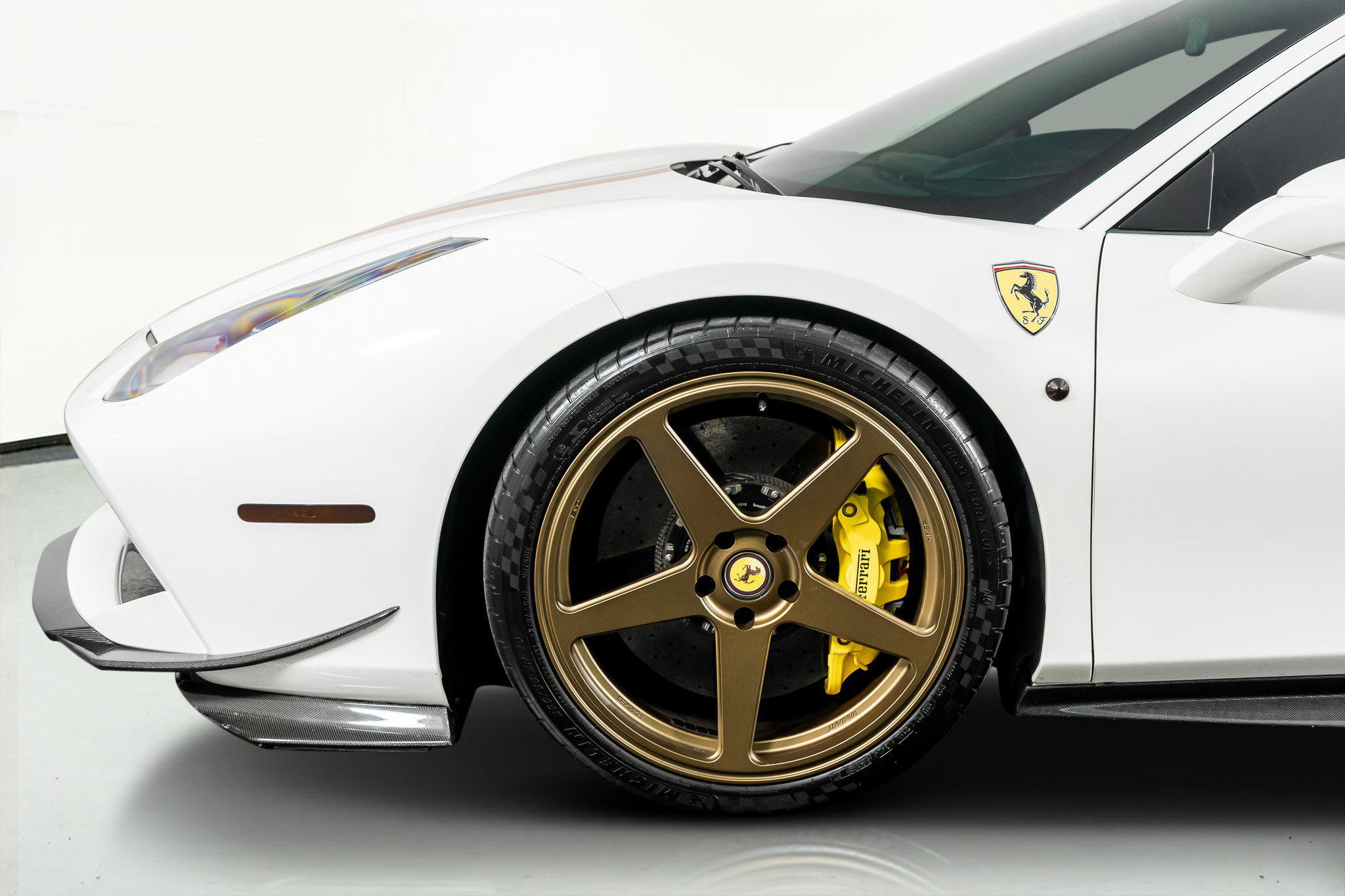 Used 2016 Ferrari 488 GTB Coupe Modified image 20