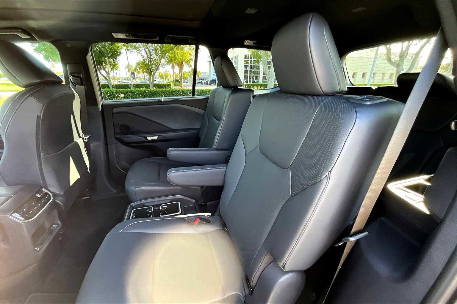 Used 2025 Lexus TX 350 AWD w/ Technology Package image 21