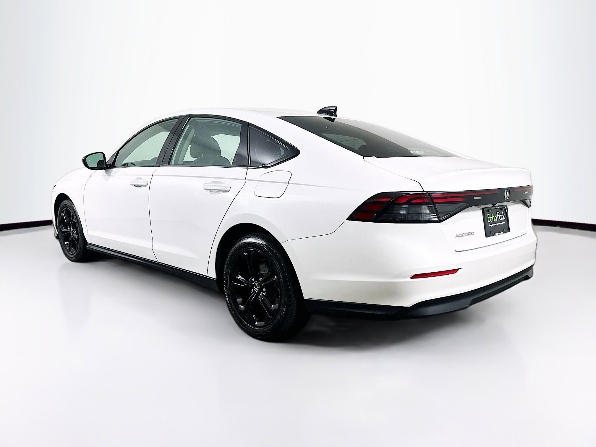 Used 2025 Honda Accord SE image 5