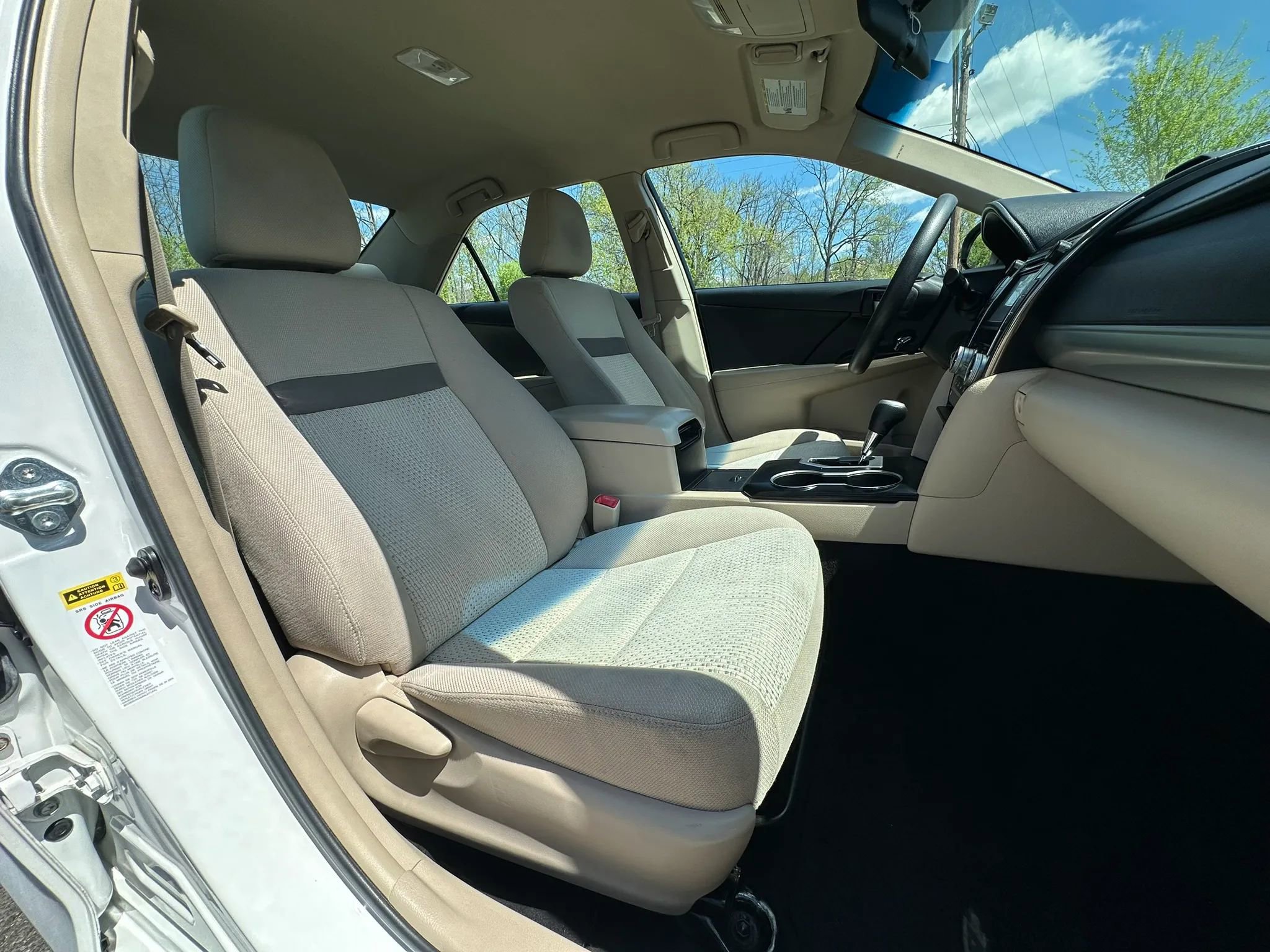 Used 2013 Toyota Camry LE FWD image 15