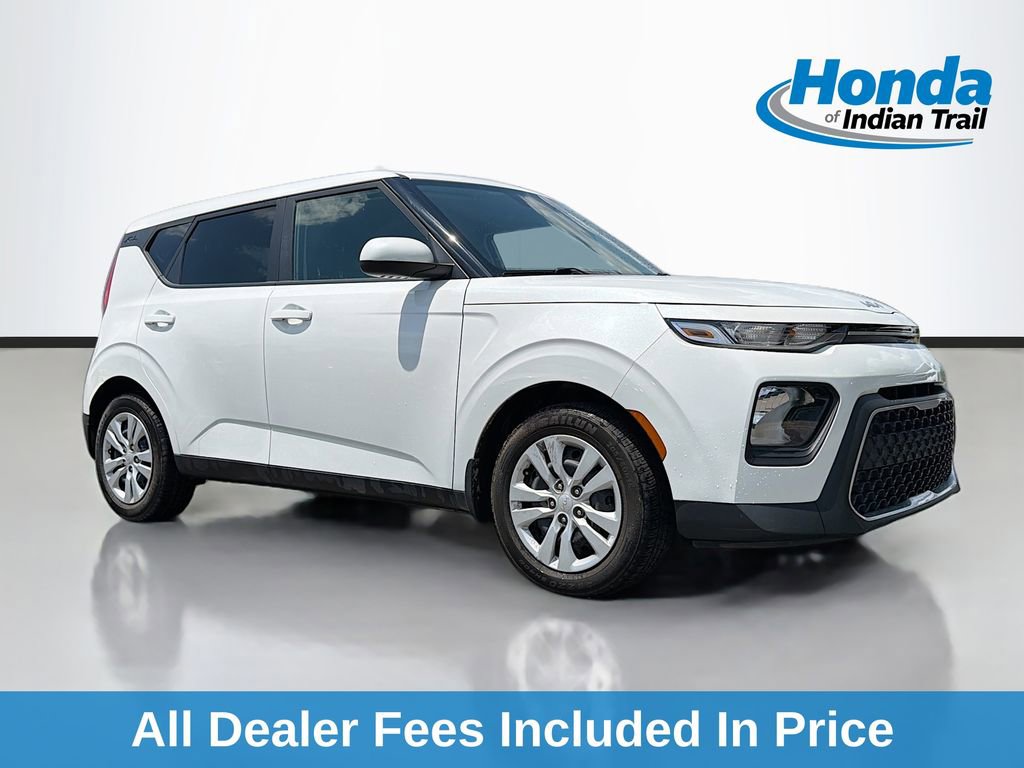 Used 2022 Kia Soul LX FWD image 1