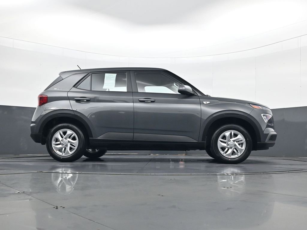 Certified 2026 Hyundai Venue SE image 24