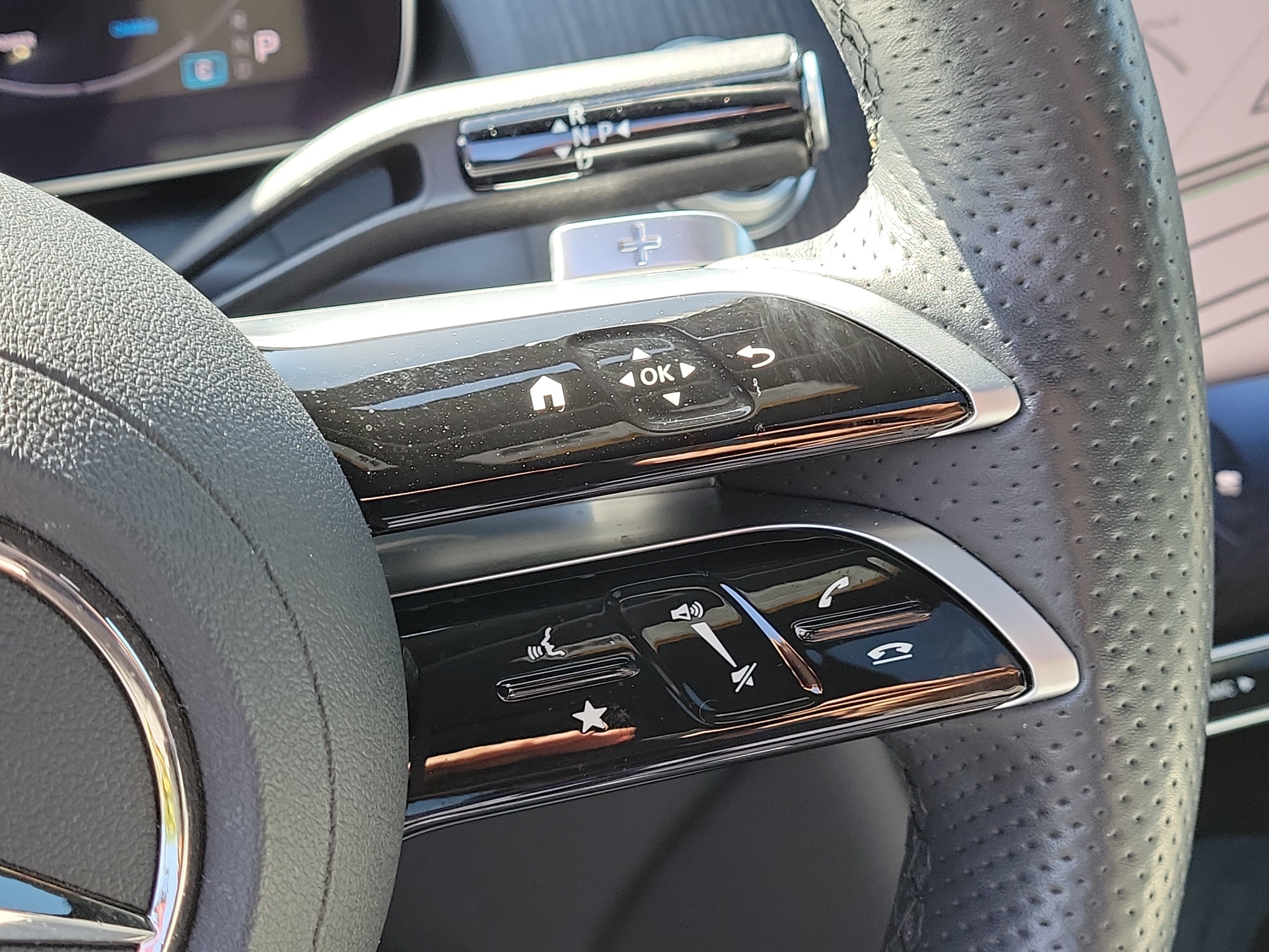 Used 2024 Mercedes-Benz GLC 300 image 30