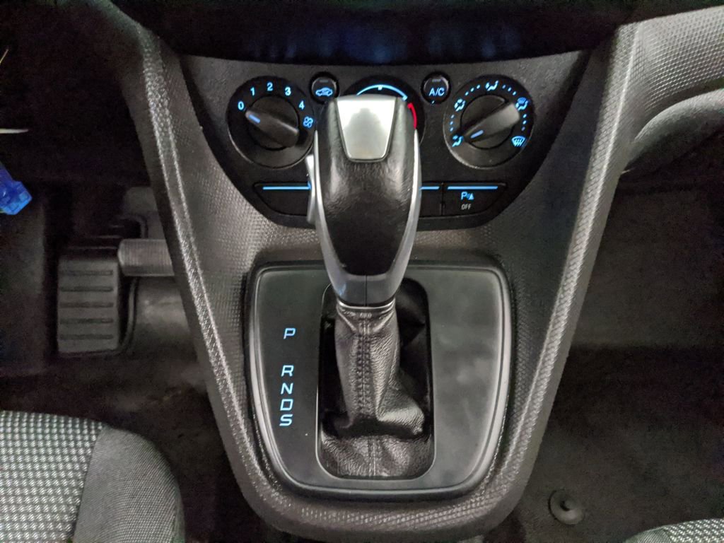 Used 2017 Ford Transit Connect XL image 9