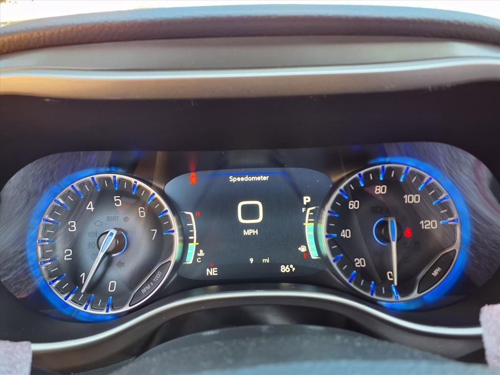 New 2026 Chrysler Pacifica Select image 13