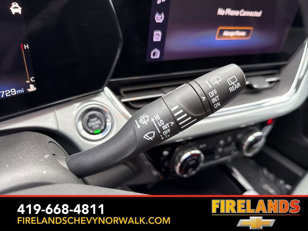 Used 2025 Chevrolet Trax LT w/ LT Convenience Package image 12