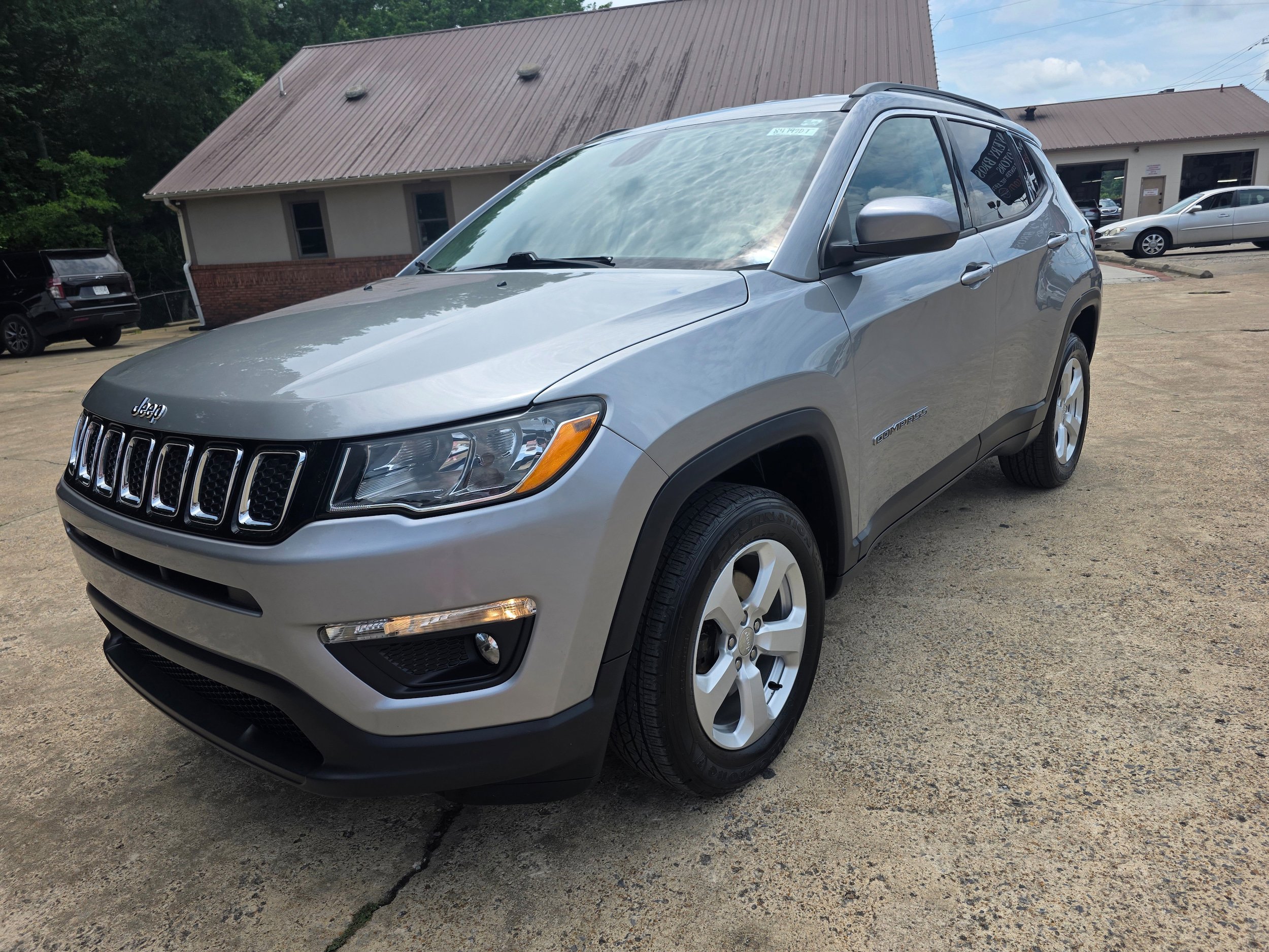 Used 2019 Jeep Compass Latitude w/ Cold Weather Group