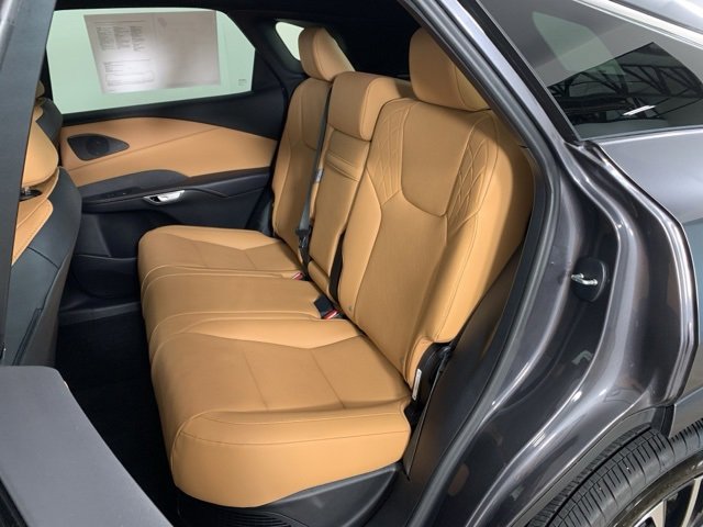 Used 2025 Lexus RX 350 350h Premium Plus w/ Convenience Package image 34