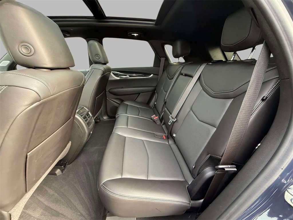Used 2025 Cadillac XT5 Premium Luxury image 19
