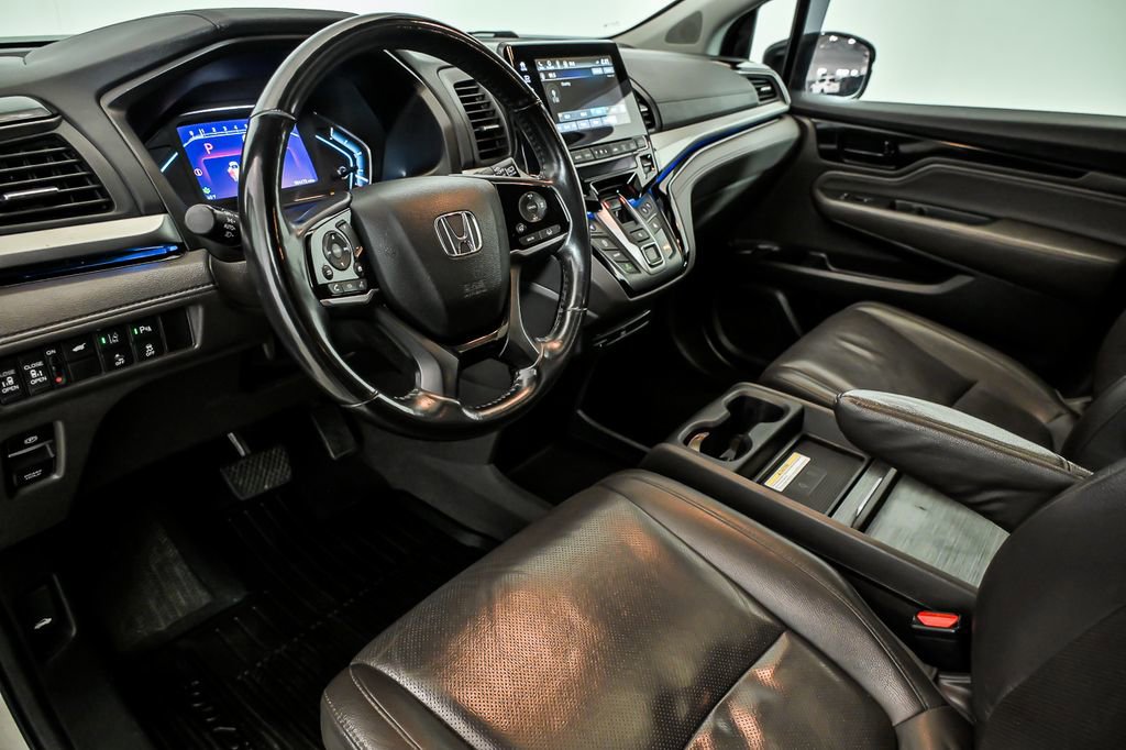 Used 2018 Honda Odyssey Elite image 11