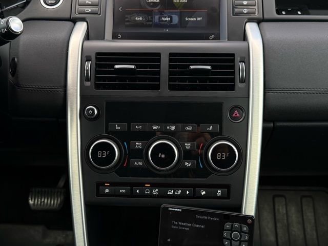 Used 2017 Land Rover Discovery Sport HSE image 24