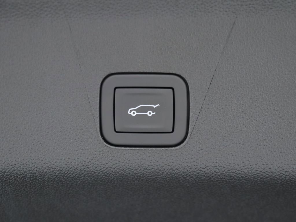 Used 2026 Cadillac Escalade Platinum Sport image 55