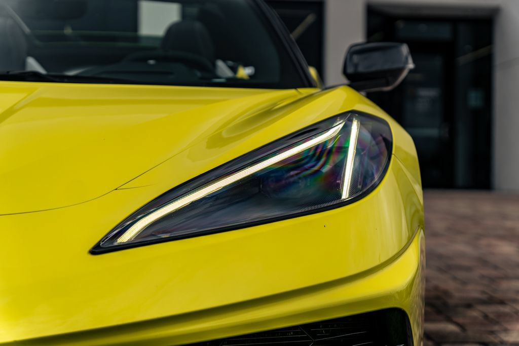 Used 2023 Chevrolet Corvette Stingray Preferred Conv w/ Z51 Performance Package RWD image 11