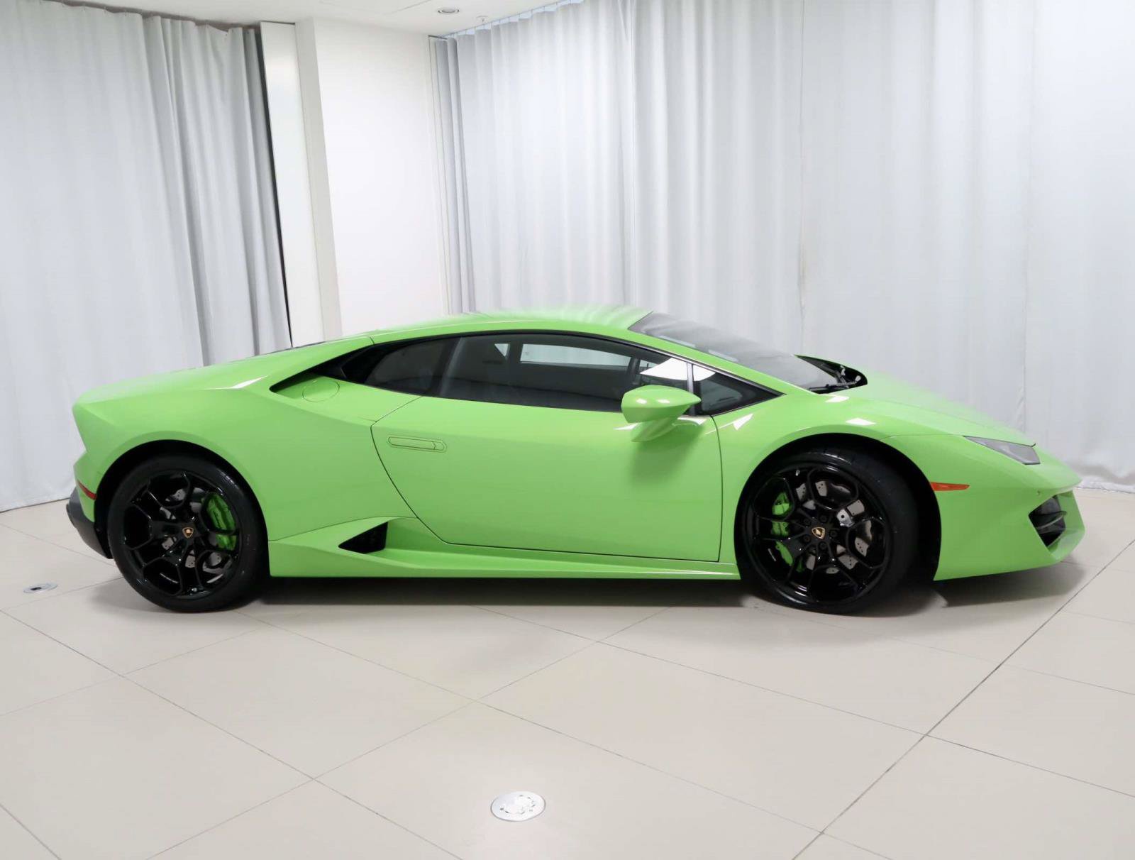 Used 2018 Lamborghini Huracan LP 580-2 RWD image 6