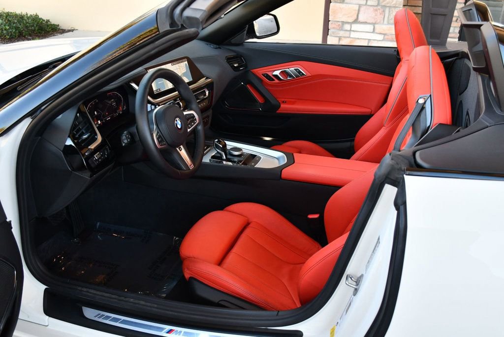 Used 2023 BMW Z4 sDrive30i w/ Premium Package image 14
