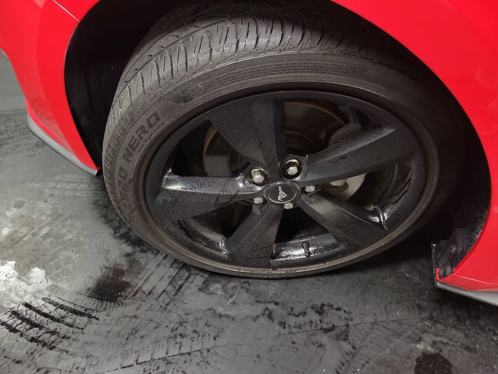 Used 2022 Ford Mustang Premium RWD image 13