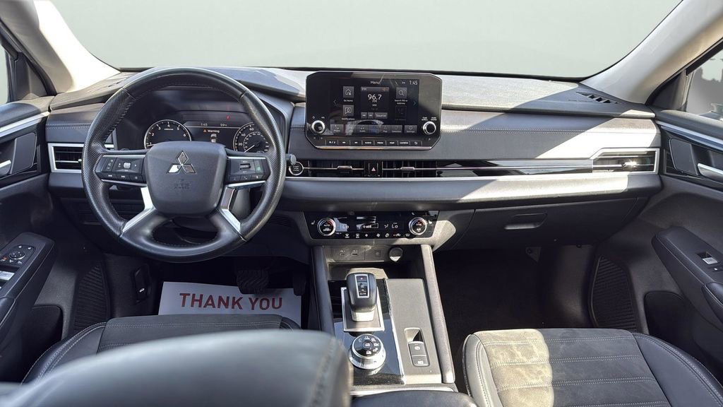 Used 2024 Mitsubishi Outlander SE Black Edition AWD/4WD image 23