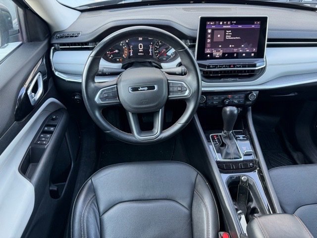 Used 2022 Jeep Compass Limited image 8