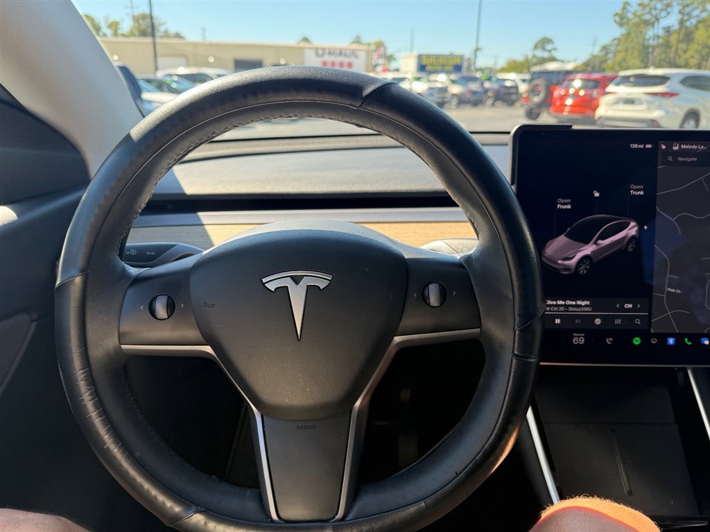 Used 2021 Tesla Model Y 2WD image 14