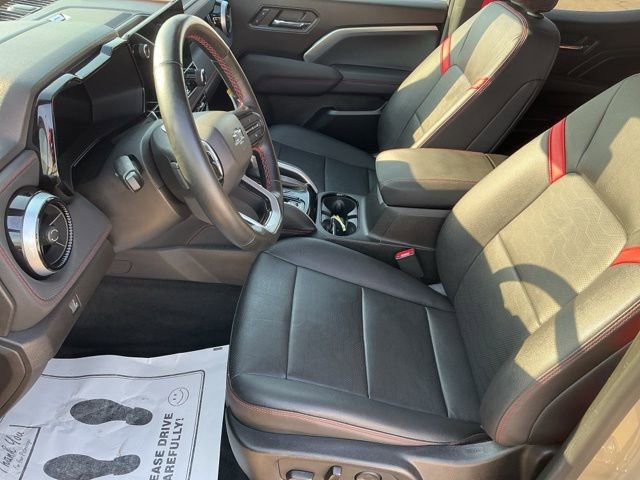 Used 2023 Chevrolet Colorado Z71 w/ Z71 Convenience Package 2 image 16