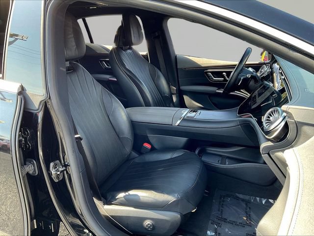 Used 2022 Mercedes-Benz EQS 580 4MATIC Sedan image 31