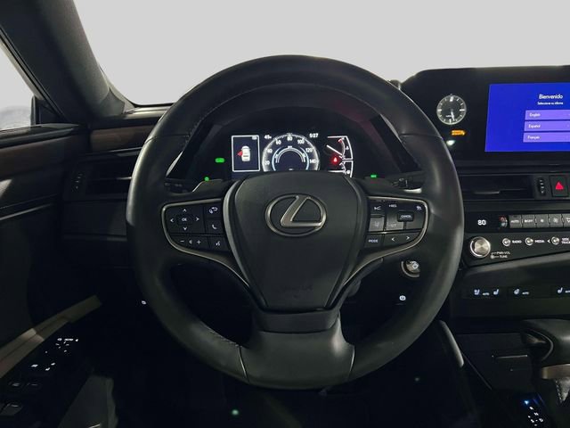 Certified 2025 Lexus ES 300h w/ Premium Package FWD image 18