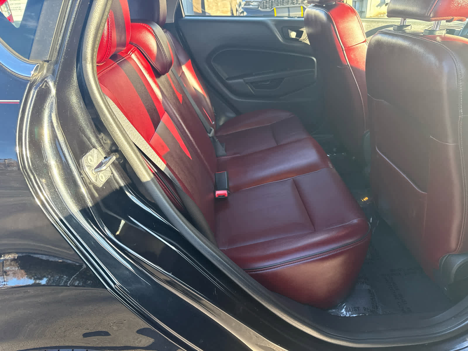 Used 2011 Ford Fiesta SES w/ 301A Rapid Spec Order Code image 14