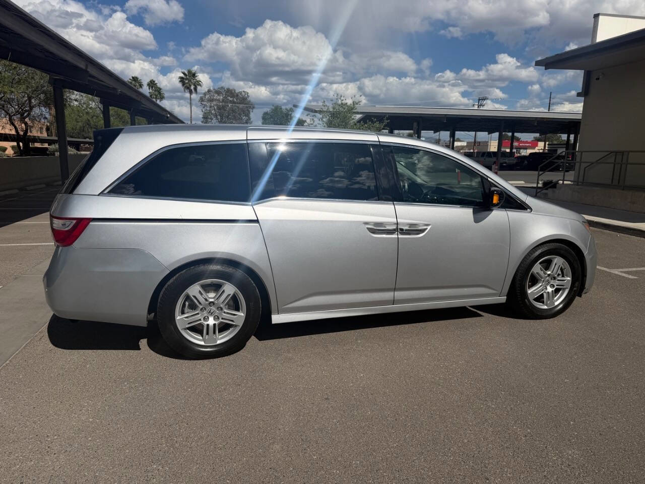 Used 2013 Honda Odyssey Touring image 11