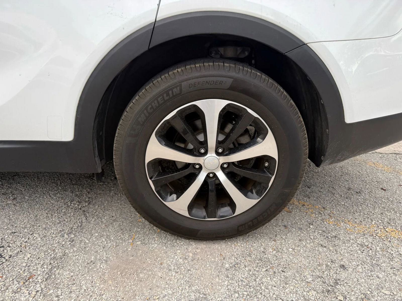 Used 2018 Kia Sorento EX FWD image 22