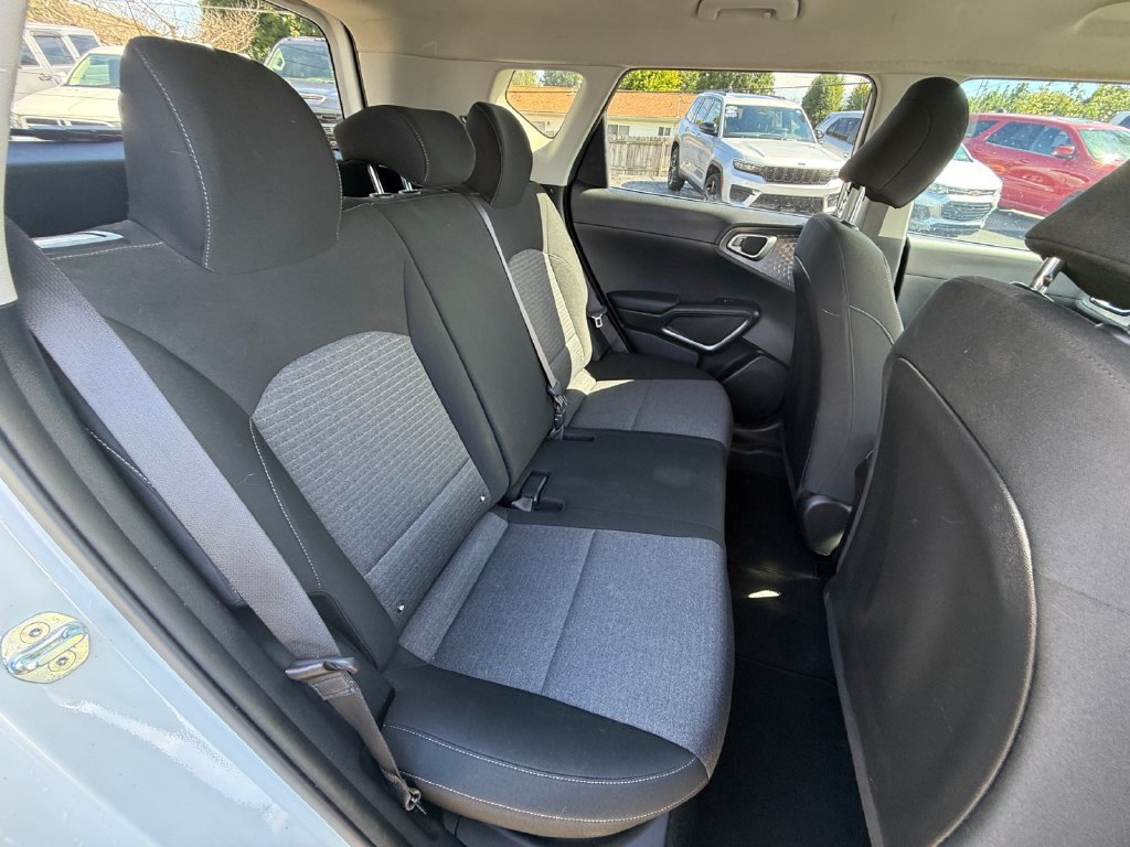 Used 2021 Kia Soul S FWD image 29