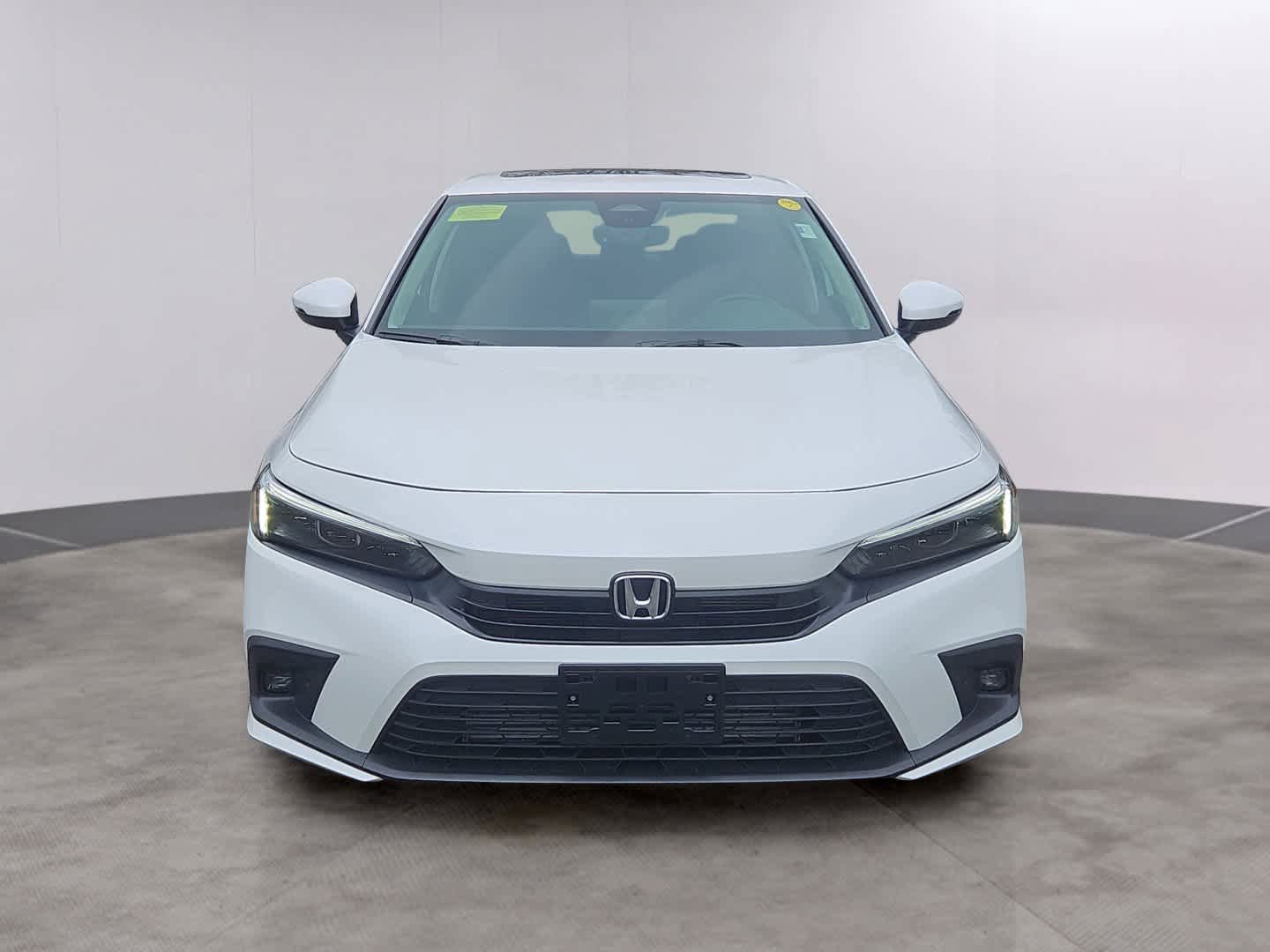 Used 2024 Honda Civic Touring image 2