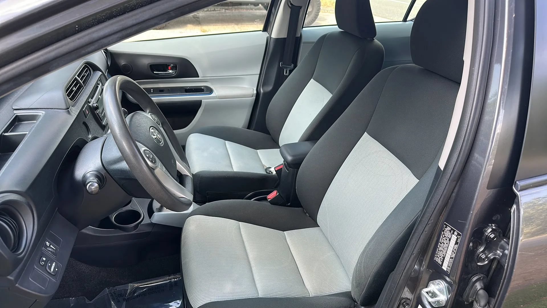 Used 2013 Toyota Prius C Two FWD image 13
