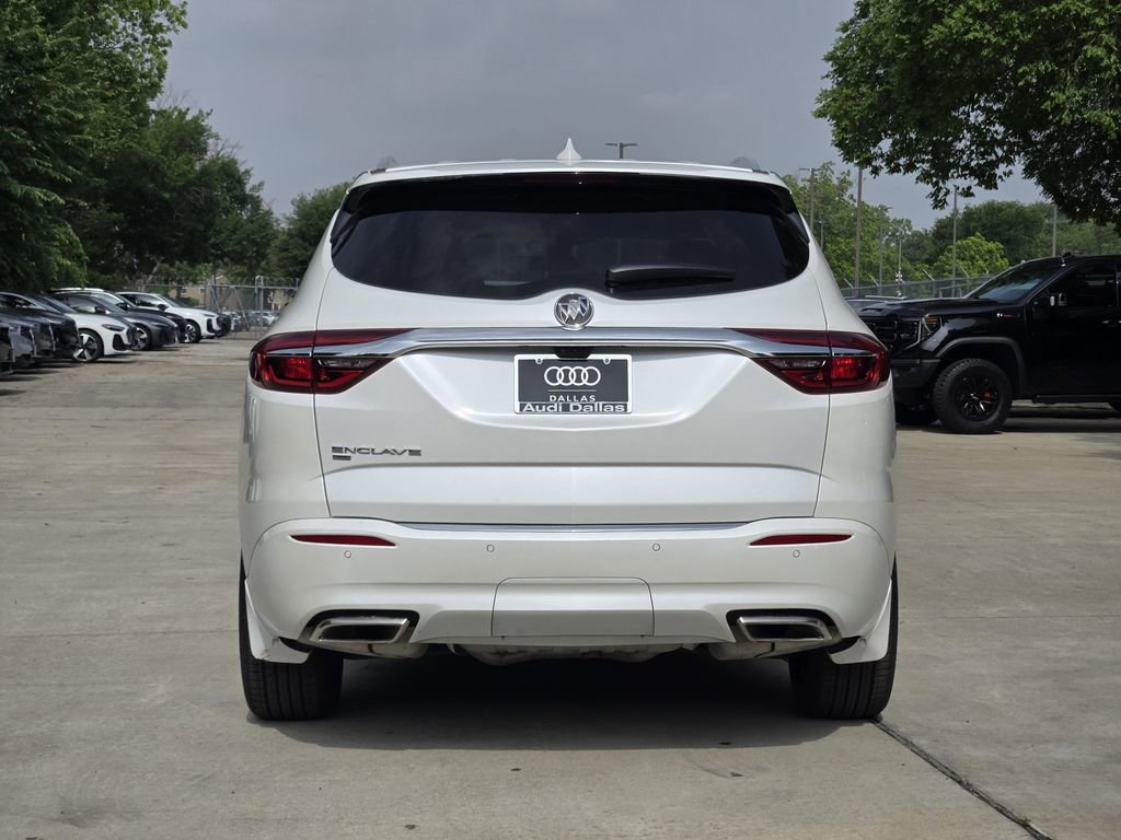 Used 2021 Buick Enclave Avenir w/ Avenir Technology Package AWD/4WD image 9