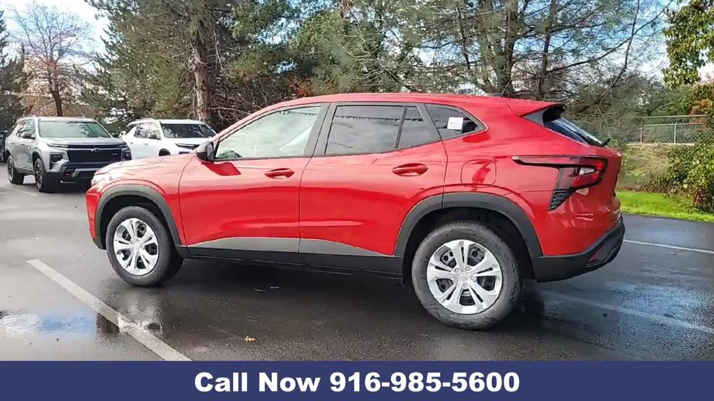 New 2026 Chevrolet Trax LS image 8