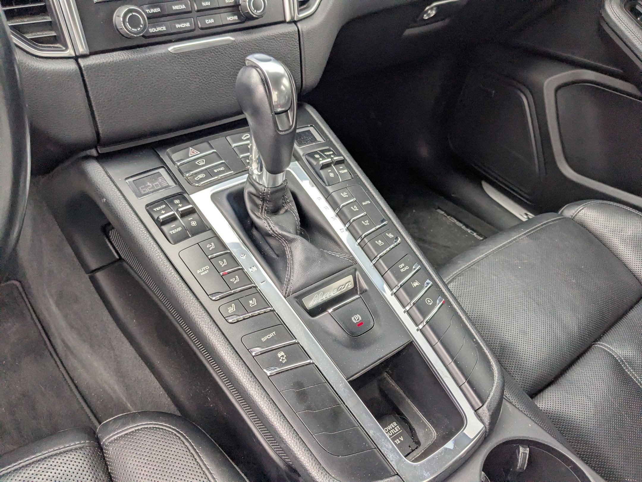 Used 2017 Porsche Macan S AWD/4WD image 19