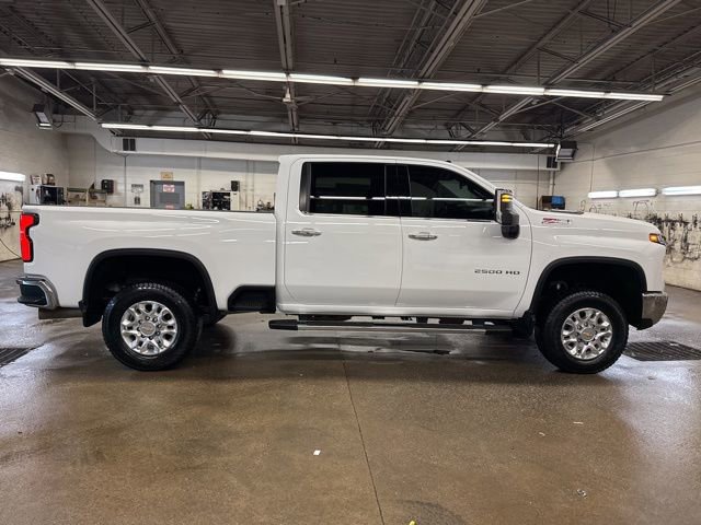 Used 2024 Chevrolet Silverado 2500 LTZ w/ LTZ Convenience Package image 7