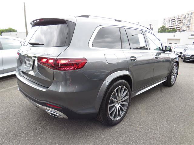 Used 2025 Mercedes-Benz GLS 450 4MATIC image 4