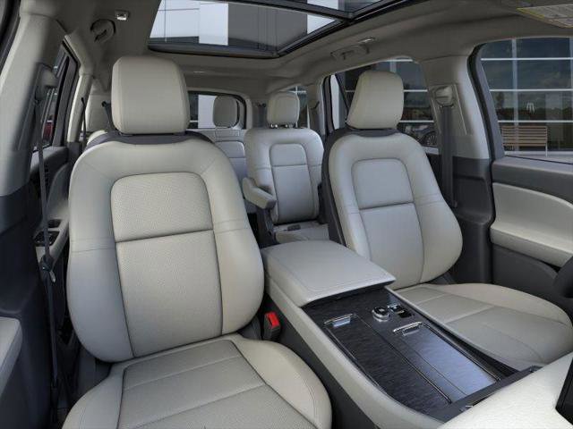 New 2025 Lincoln Aviator AWD w/ Equipment Group 101A image 10