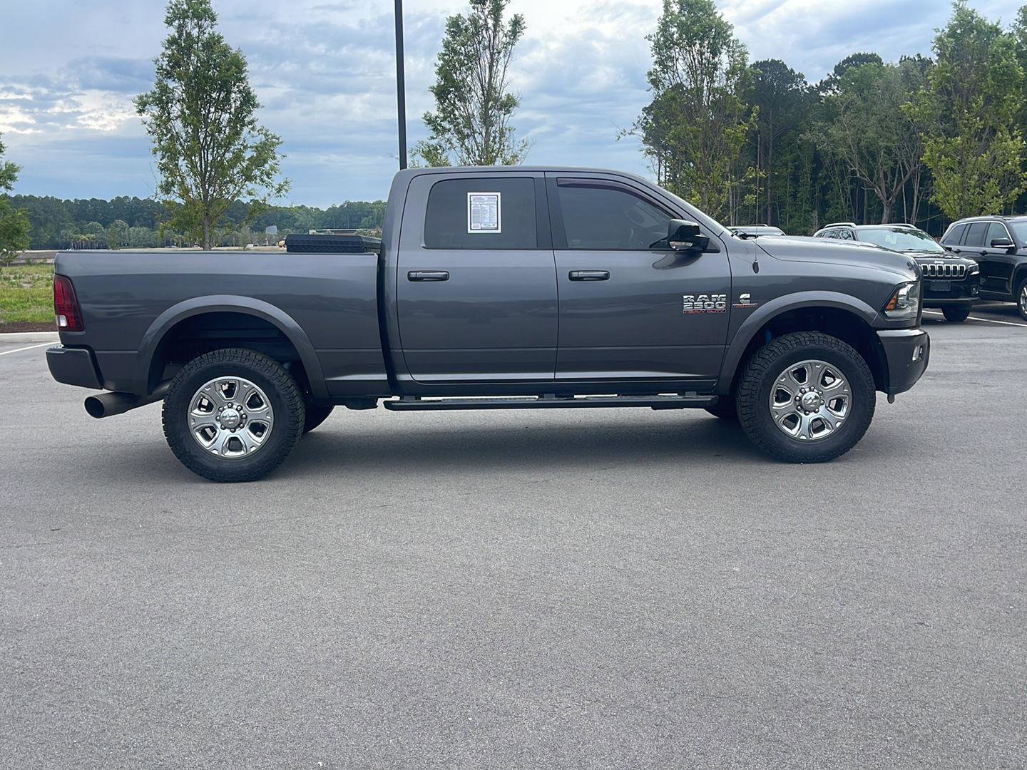Used 2018 RAM 2500 Laramie w/ Sport Appearance Group AWD/4WD image 8