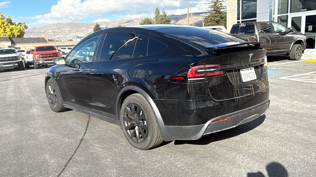 Used 2023 Tesla Model X AWD/4WD image 7