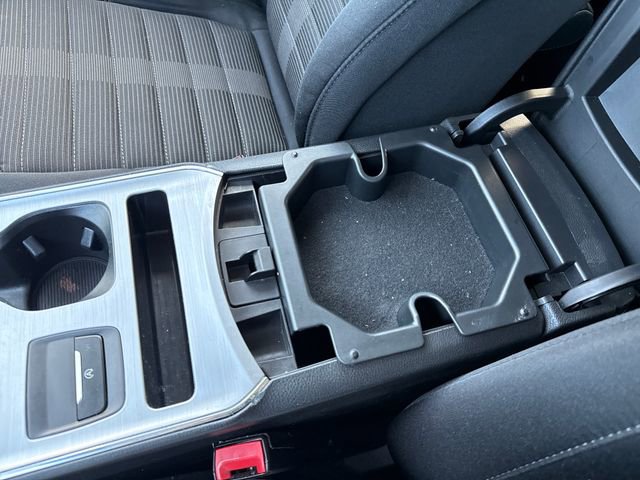 Used 2022 Ford Edge SEL image 25