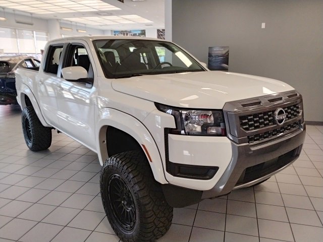 New 2025 Nissan Frontier SV image 3