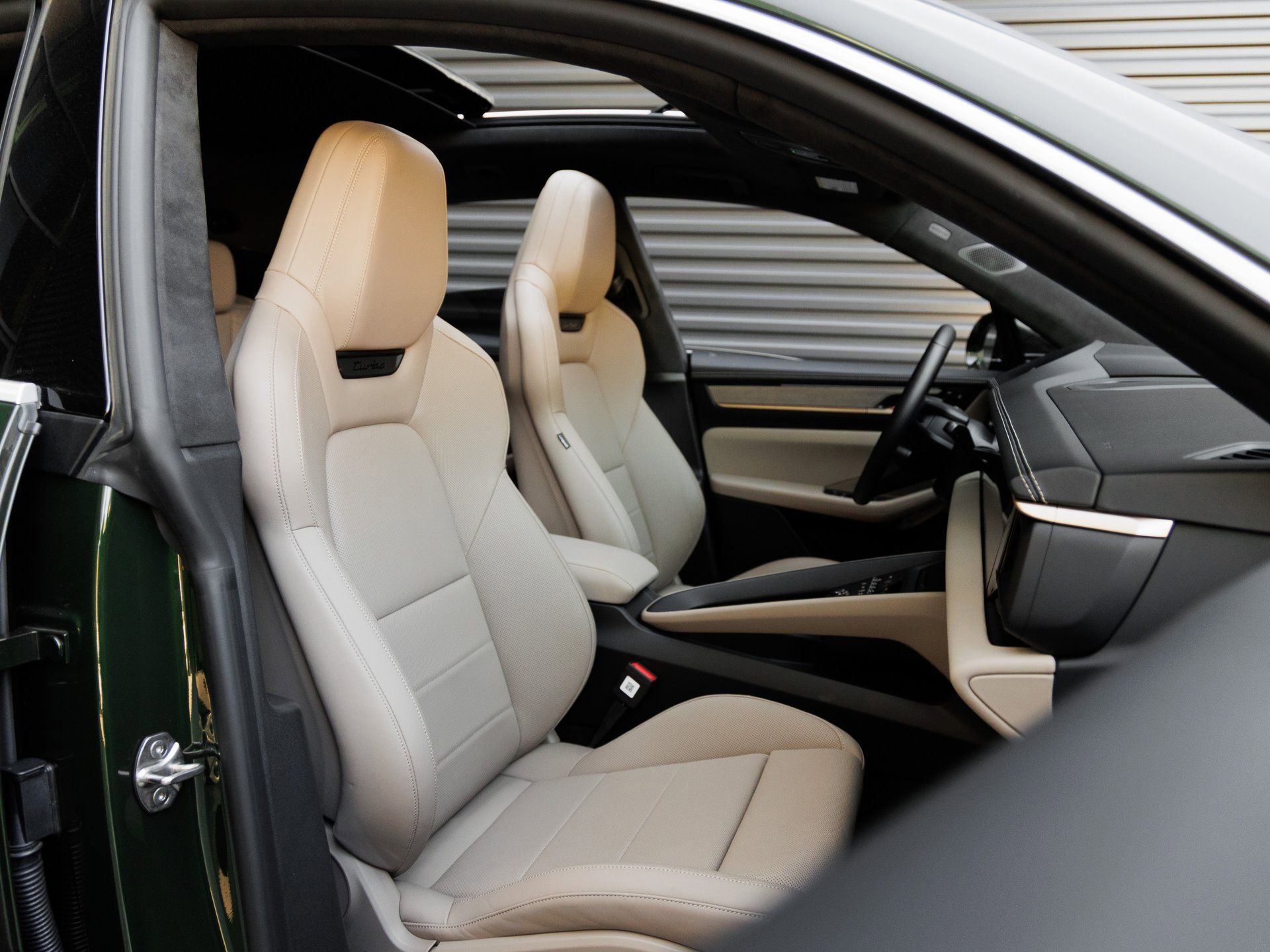 New 2024 Porsche Macan Turbo Electric image 37