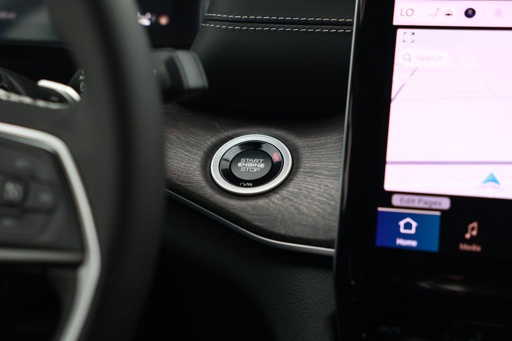 New 2025 Jeep Grand Cherokee Limited image 26