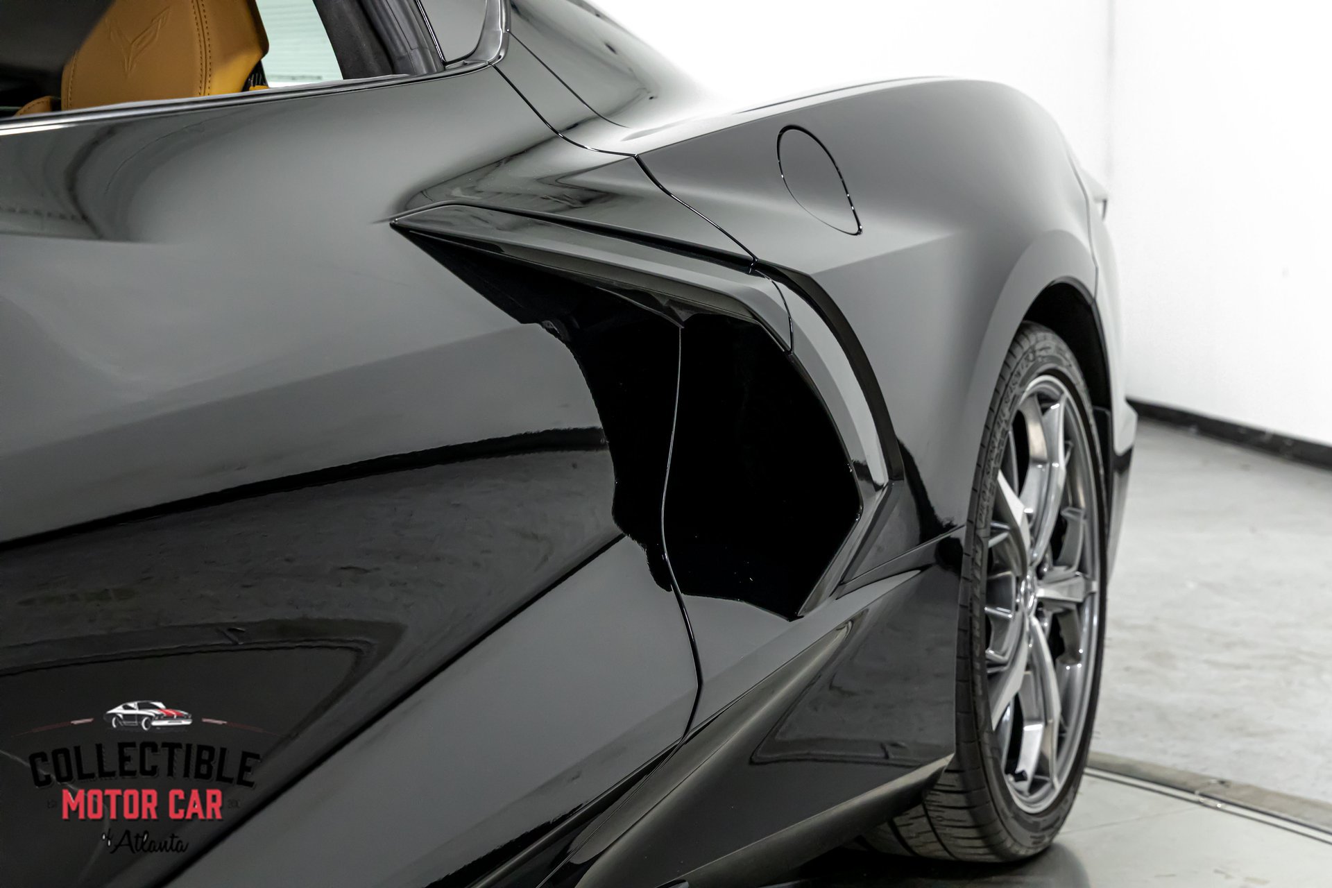 Used 2022 Chevrolet Corvette Stingray Premium Cpe w/ Body-Color Dual Roof Package RWD image 52