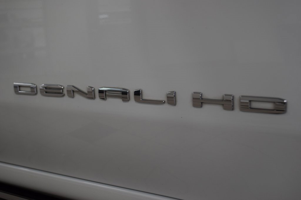 Used 2024 GMC Sierra 3500 Denali w/ Denali Reserve Package image 16