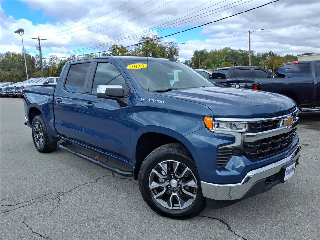 Used 2024 Chevrolet Silverado 1500 LT w/ All Star Edition Plus AWD/4WD image 2