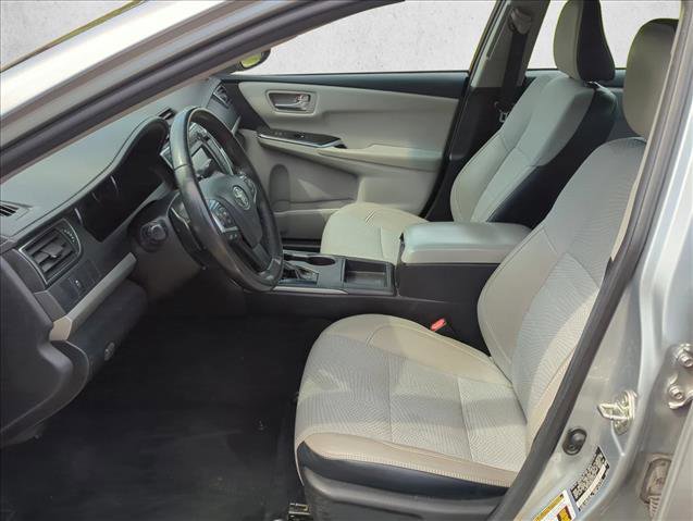 Used 2017 Toyota Camry SE w/ Protection Package (Q2) FWD image 14