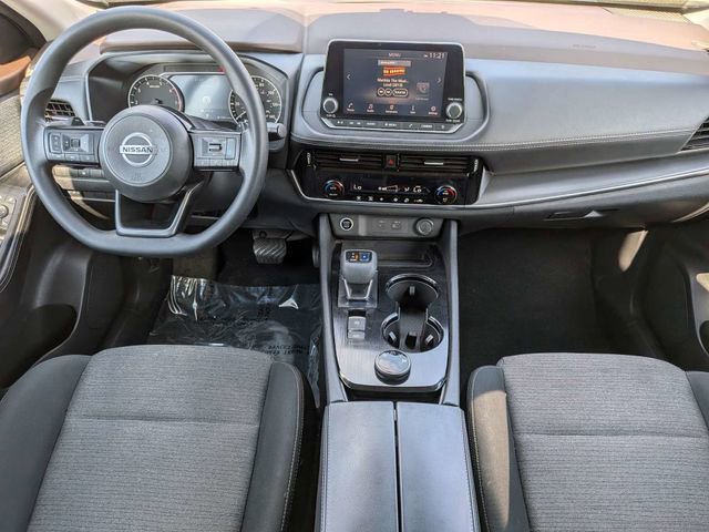 Used 2021 Nissan Rogue SV image 14