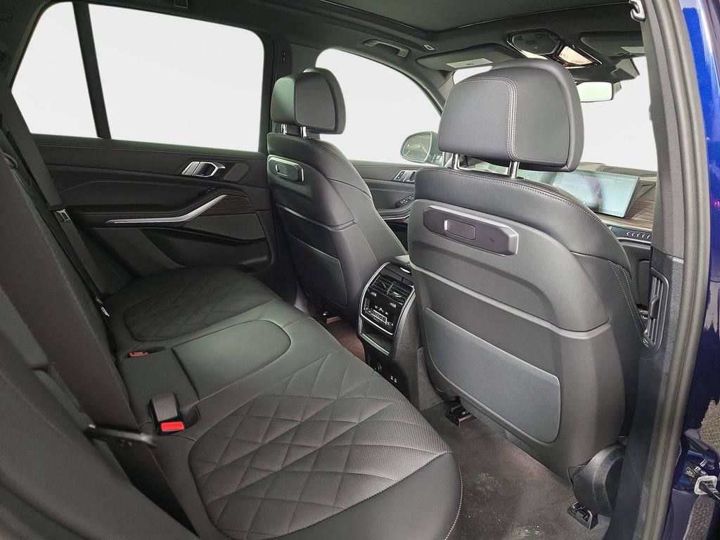 New 2026 BMW X5 xDrive40i w/ Climate Comfort Package AWD/4WD image 10